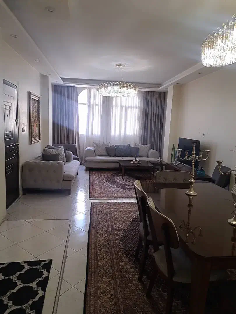 ۷۰ متر ۲ خواب/طبقه دوم با پارکینگ/فردوس غرب