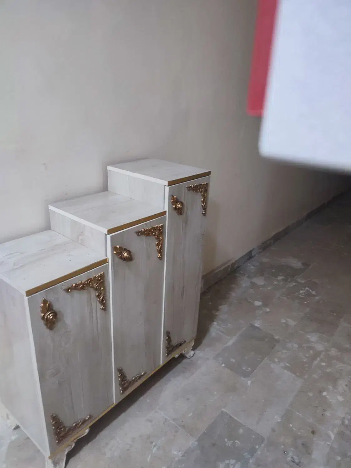 جاکفشی|جاکفشی، کمد، دراور|تبریز, |دیوار