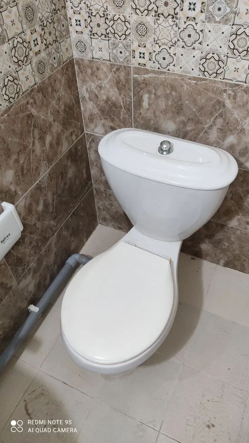 فروش صورت شویی و توالت فرنگی|لوازم سرویس بهداشتی|خمام, |دیوار