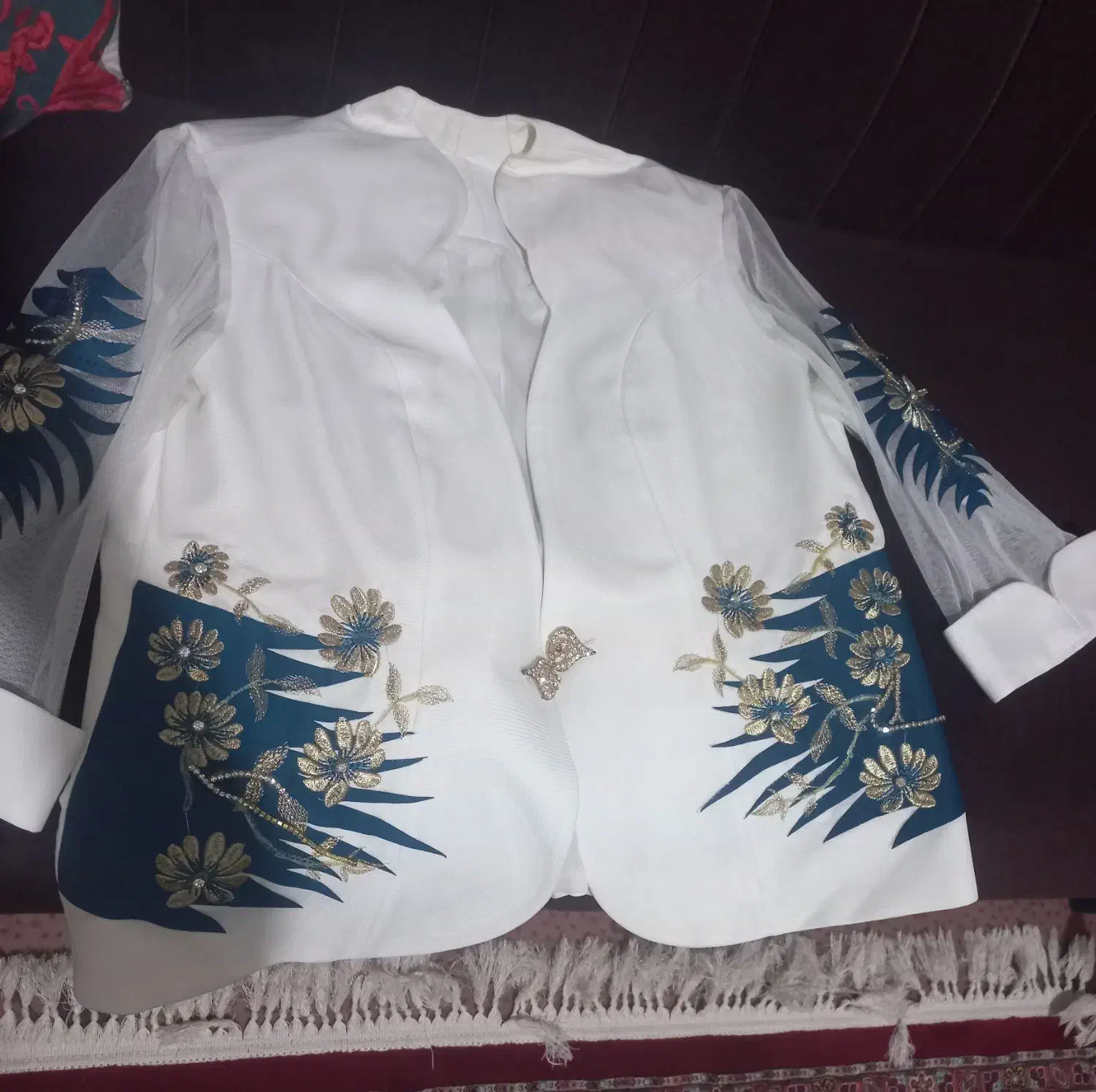 لباس مجلسی|لباس|آران و بیدگل, |دیوار