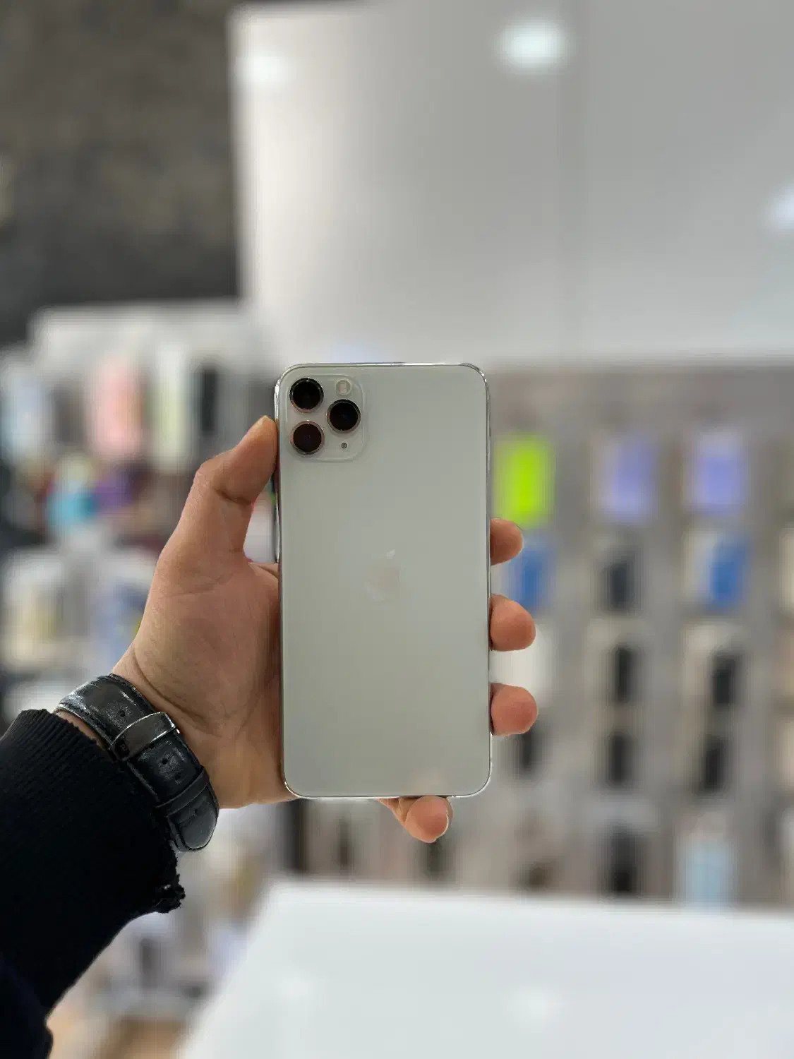 11 Pro Max|موبایل|رودسر, |دیوار