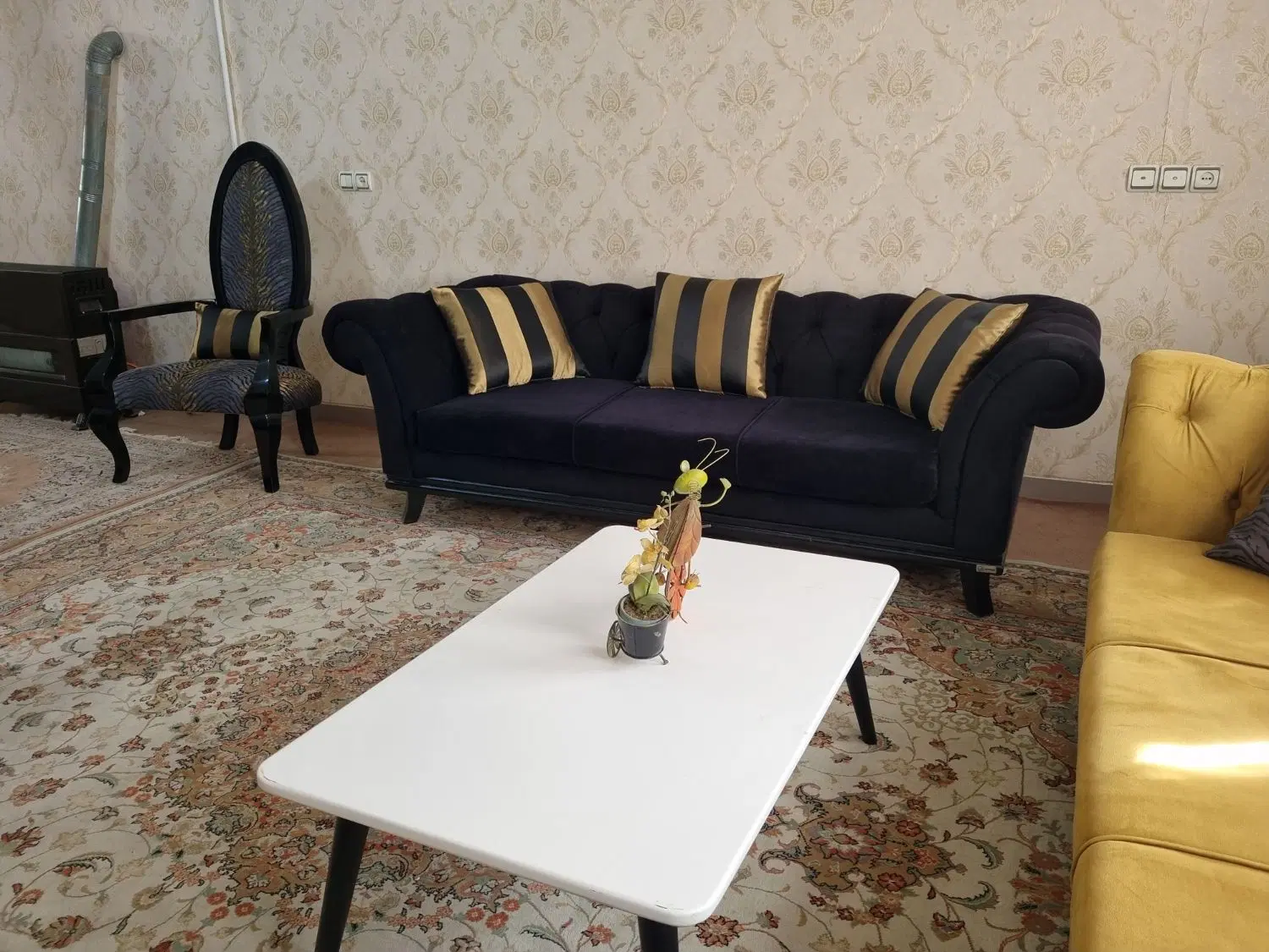 مبل|مبلمان خانگی و میز عسلی|کرج, حصارک بالا|دیوار