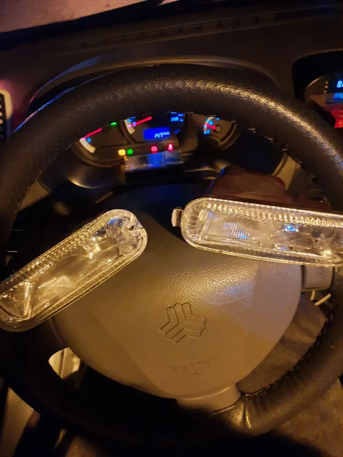 کاسه چراغ هدلایت خور توو سپری قدیمی پراید|قطعات یدکی و لوازم جانبی|هشتگرد, فاز ۱ مهستان|دیوار