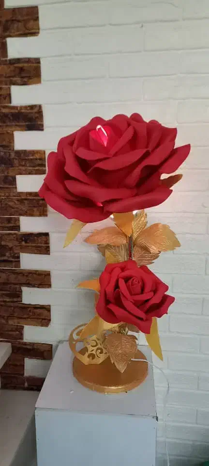 استخدام یک خانم برای کار هفتگی یک روز در فروشگاه|استخدام بازاریابی و فروش|سراوان, |دیوار