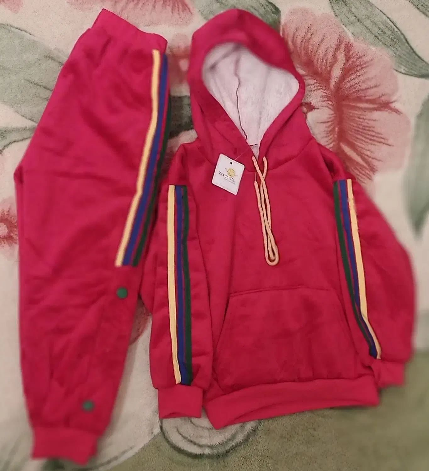 لباس بچگانه|کفش و لباس بچه|مشهد, جلالیه|دیوار