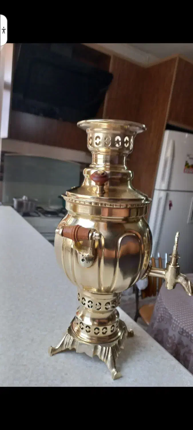 سماور ذغالی برنجی|کلکسیون اشیاء عتیقه|شهریار, شهریار|دیوار