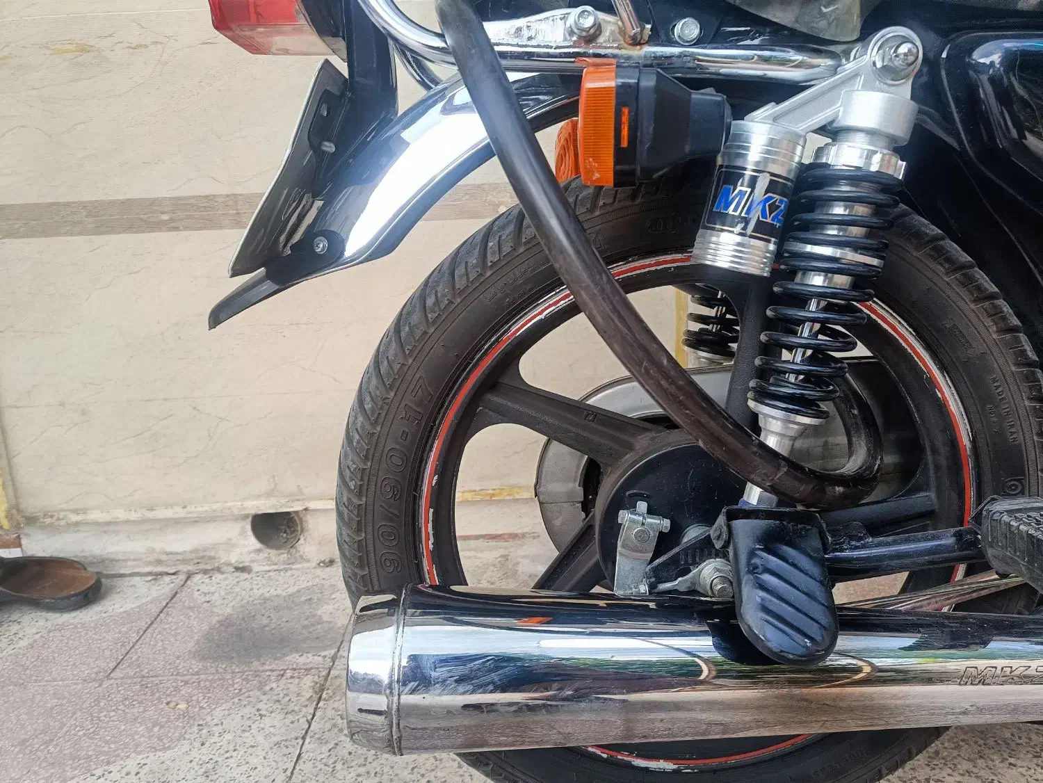 موتور متین 200|موتورسیکلت|شیراز, شیشه‌گری|دیوار