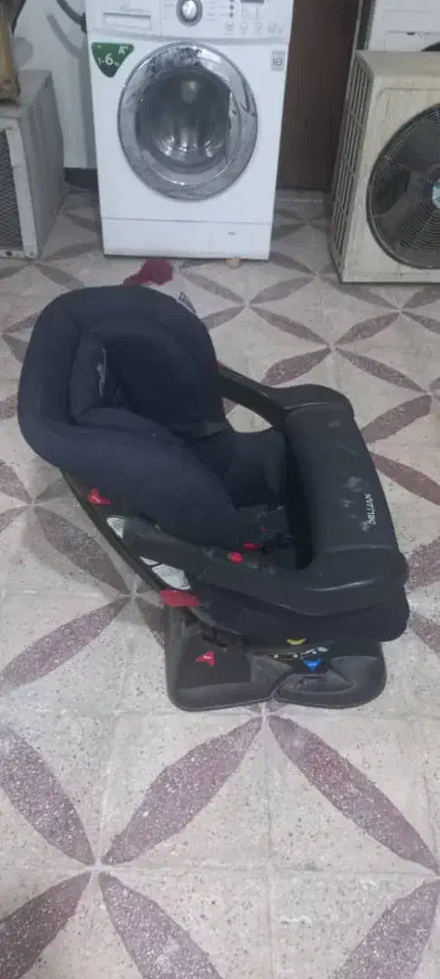 صندلی کودک|تخت و صندلی بچه|شوشتر, |دیوار