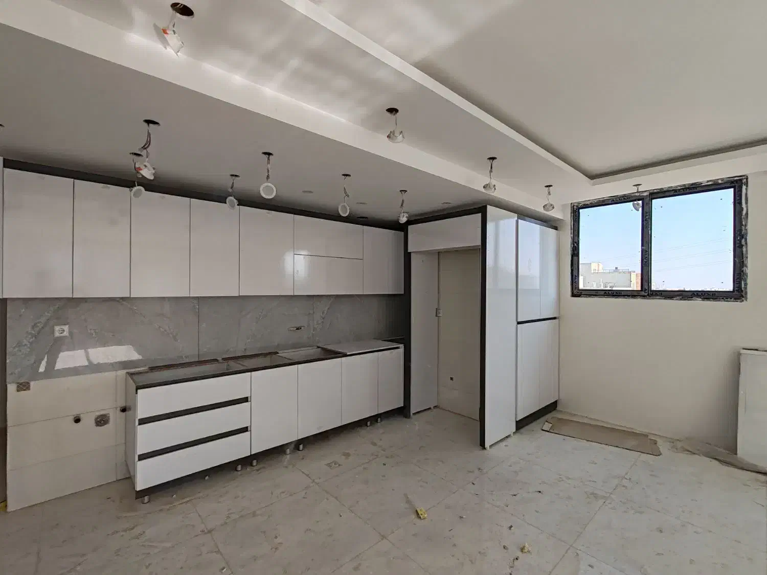 ۱۰۰ متری دونبش صفر / هشت بهشت|فروش آپارتمان|شاهینشهر, شهرک هشت بهشت|دیوار