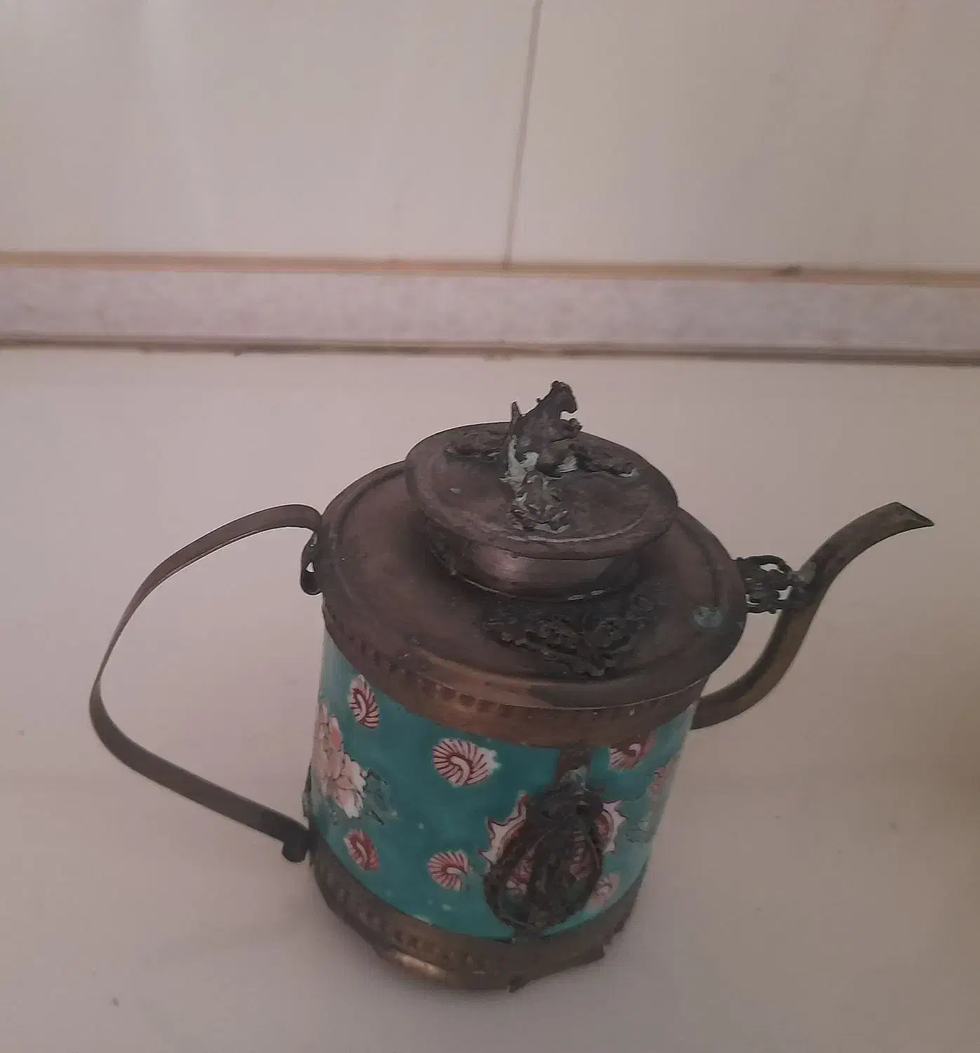 قوری دکوری قدیمی قدمت دار|کلکسیون اشیاء عتیقه|آمل, |دیوار