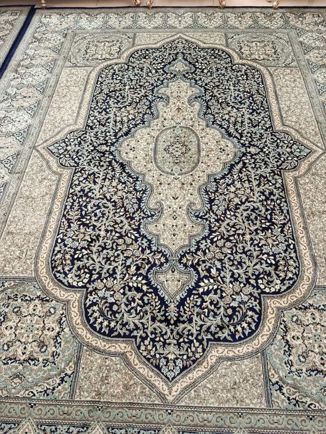 فرش ۱۲متری و ۴ متری|فرش|گرگان, |دیوار