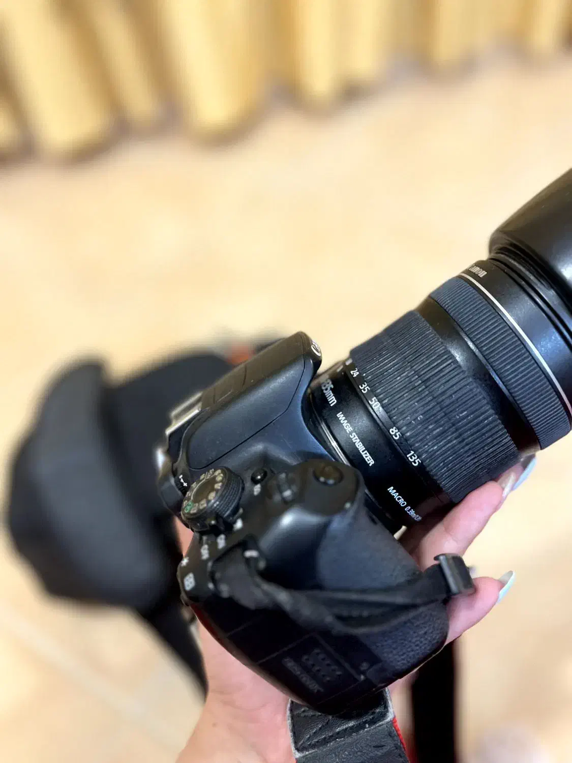 دوربین Canon EOS 700D به همراه لنز 18-135mm IS STM|دوربین عکاسی و فیلم‌برداری|خرم‌آباد, |دیوار