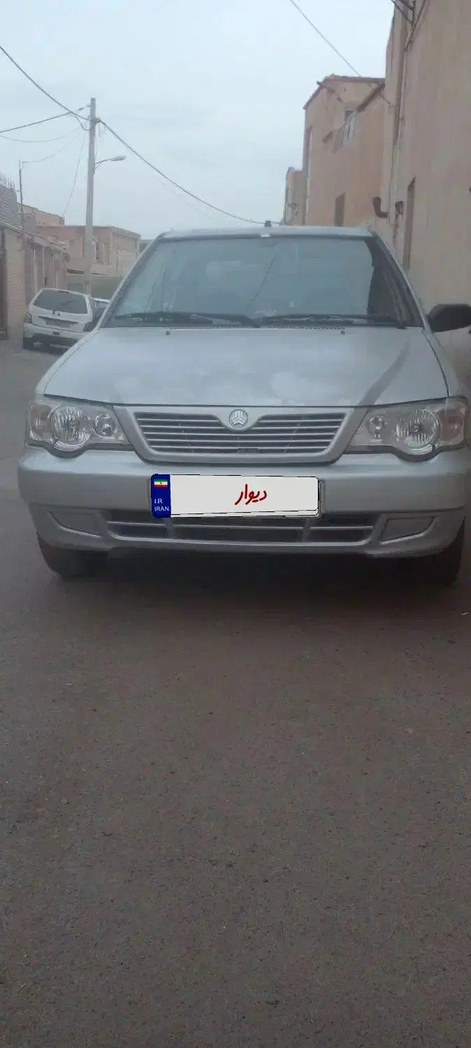 پراید ۸۸دوگانه بیرنگ نقره ای|خودرو سواری و وانت|کاشان, باغ ماجد|دیوار