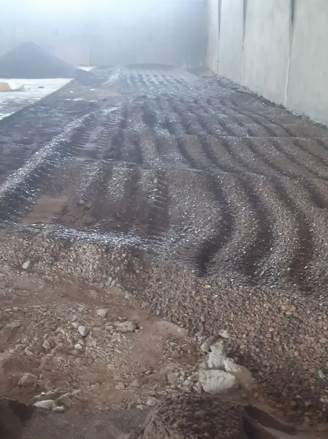 سیمانکاری آستر ساختمان آسانسور،آجر کاری ،پیمانکاری|خدمات پیشه و مهارت|قزوین, |دیوار