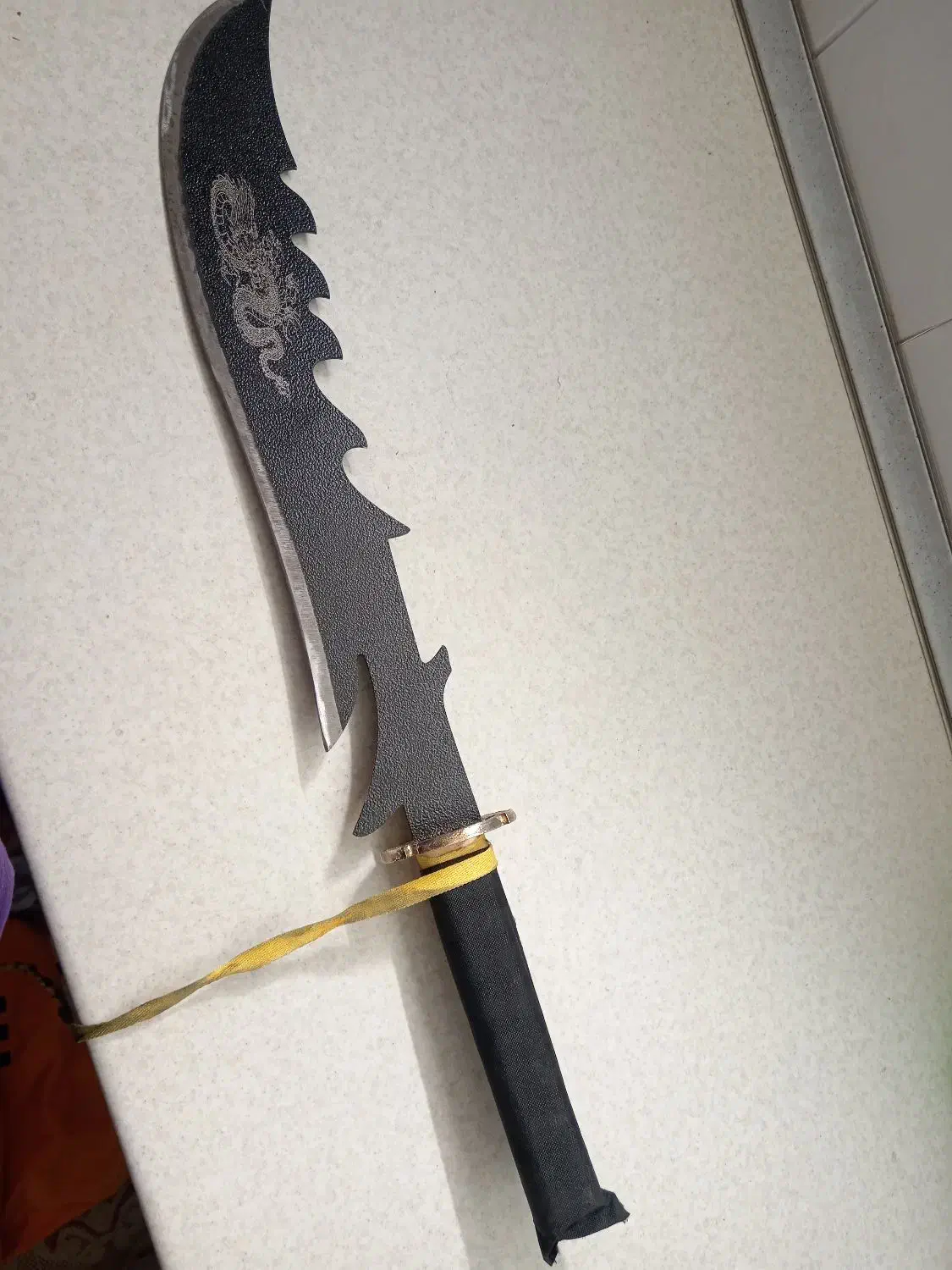 شمشیر|کلکسیون اشیاء عتیقه|مشهد, عامل|دیوار