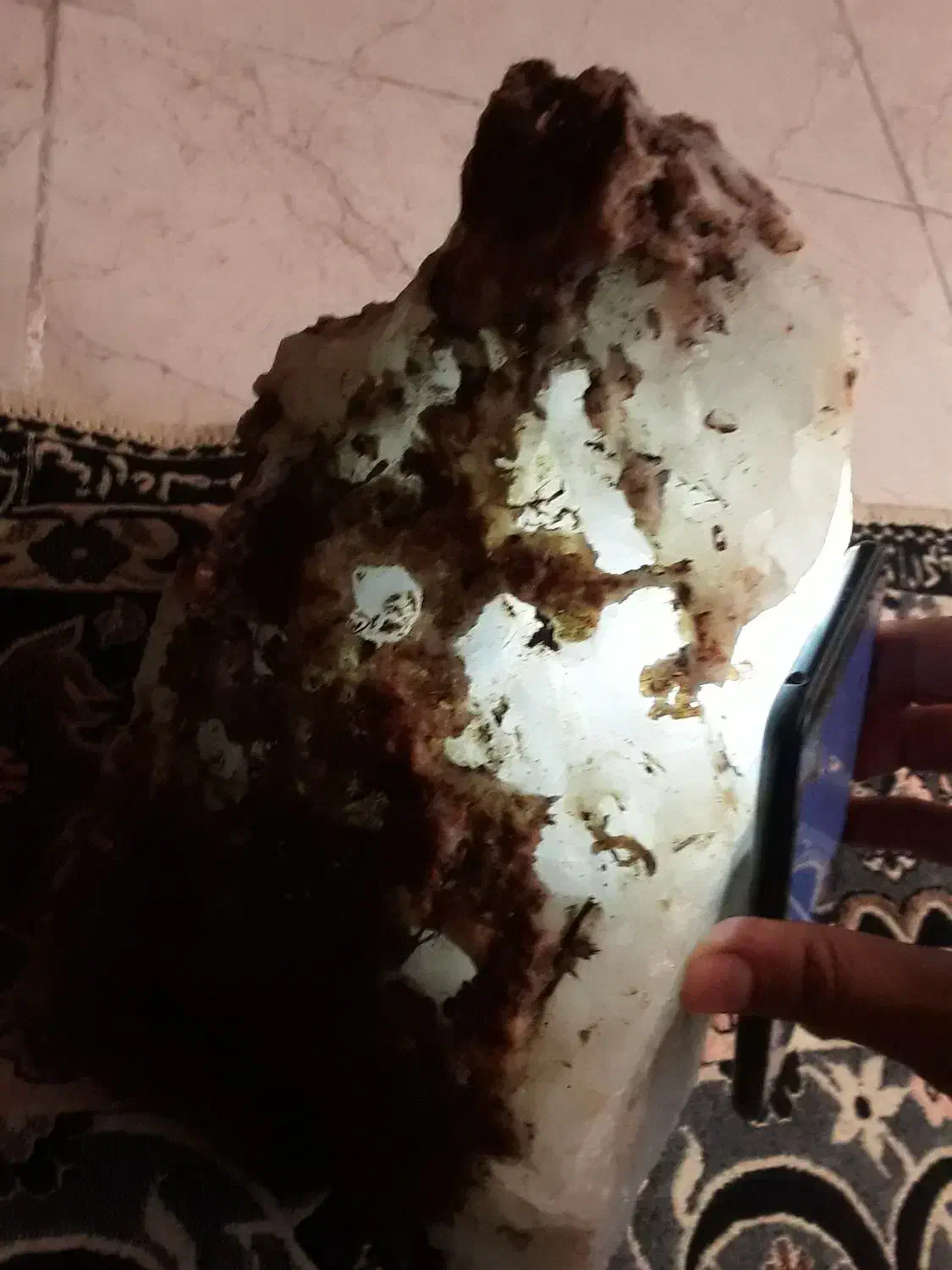 سنگ کوارتز کلکسیونی 10 کیلویی|کلکسیون اشیاء عتیقه|لاهیجان, شیشه گران|دیوار