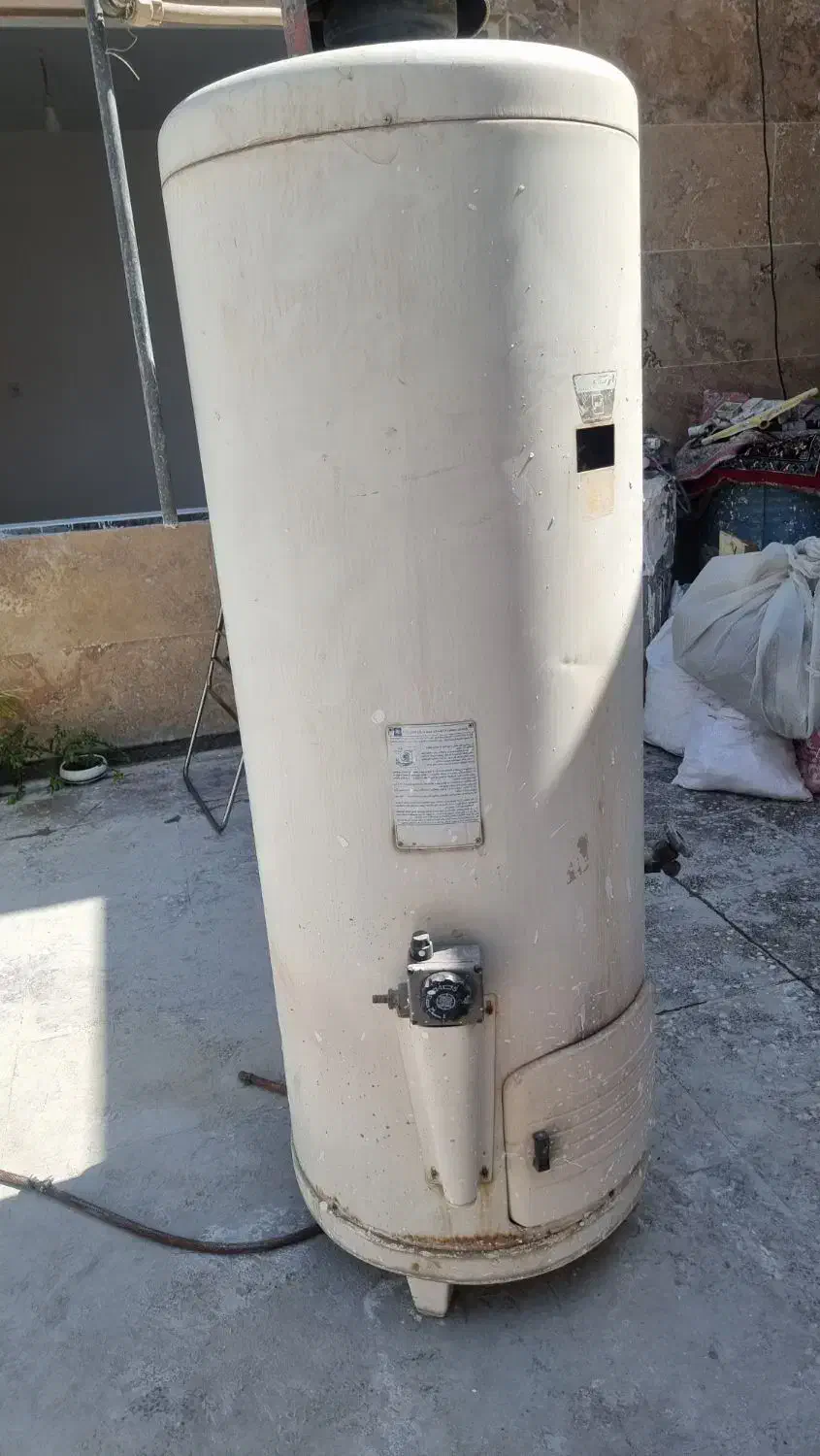 آبگرمکن ارج گازی|آبگرمکن، پکیج، شوفاژ|محمدشهر, شهرک چمران|دیوار