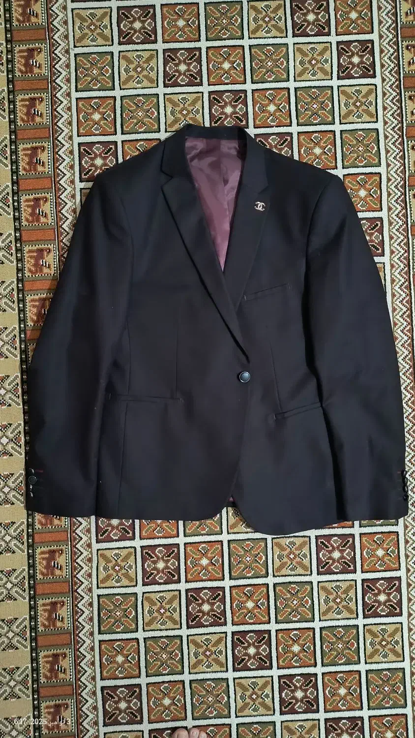 کت تک در حد نو|لباس|کاشان, شهرک انقلاب|دیوار