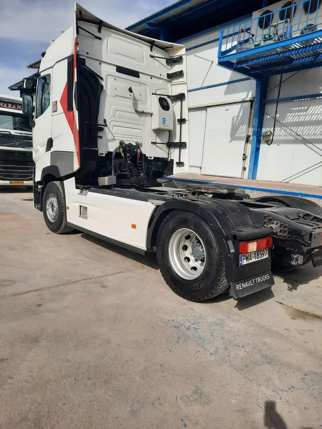 کشنده|خودرو سنگین|فیروزآباد (فارس), |دیوار