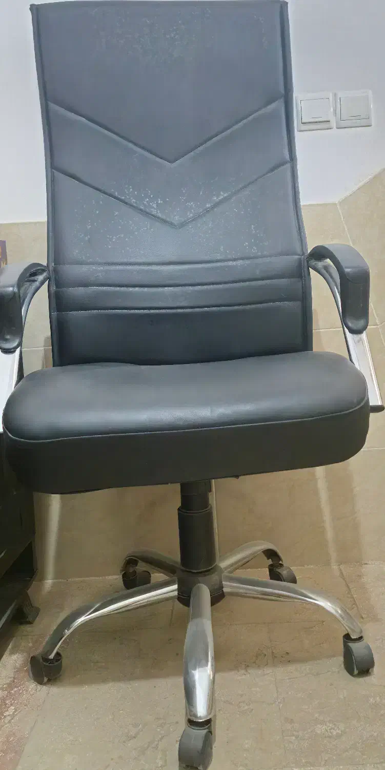 صندلی چرخ دار|صندلی و نیمکت|گرمسار, |دیوار