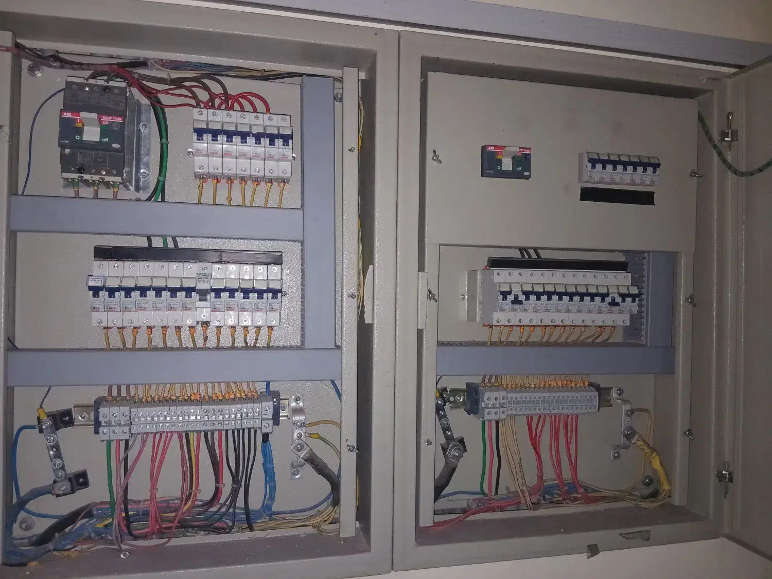 اجراء برقکاری ، روشنایی ، انواع تابلو و جعبه فیوز|خدمات پیشه و مهارت|تهران, میرداماد|دیوار