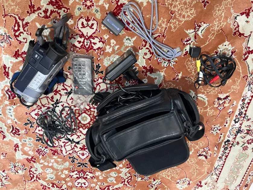 دوربین عکاسی و فیلم برداری سونی|دوربین عکاسی و فیلم‌برداری|مشکین‌دشت, |دیوار