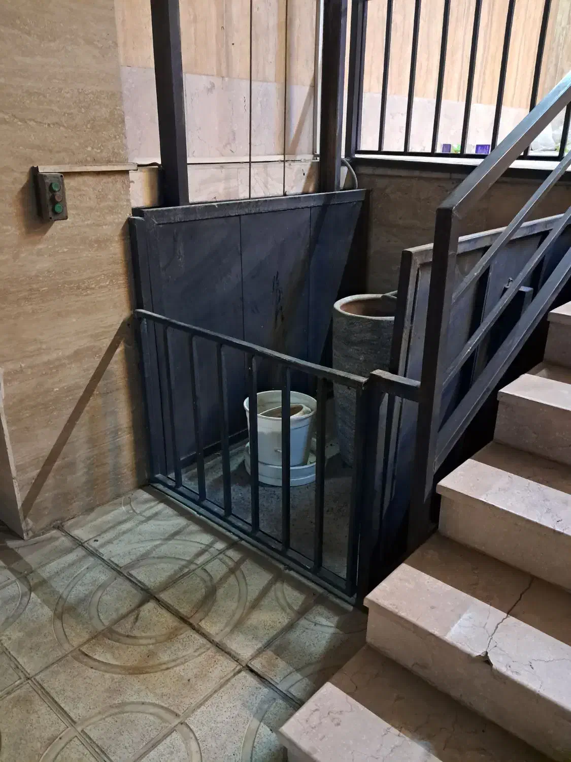 بالابر کنار پله معلول|ماشین‌آلات صنعتی|تهران, جوادیه تهرانپارس|دیوار