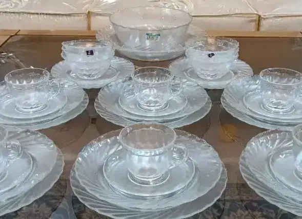 سرویس غذاخوری ۵۲ پارچه وریکو فرانسه|ظروف سرو و پذیرایی|رودهن, |دیوار