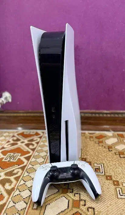 ps5 دیسک خور کاملا درحد نو|کنسول، بازی ویدئویی و آنلاین|قم, زنبیل آباد|دیوار