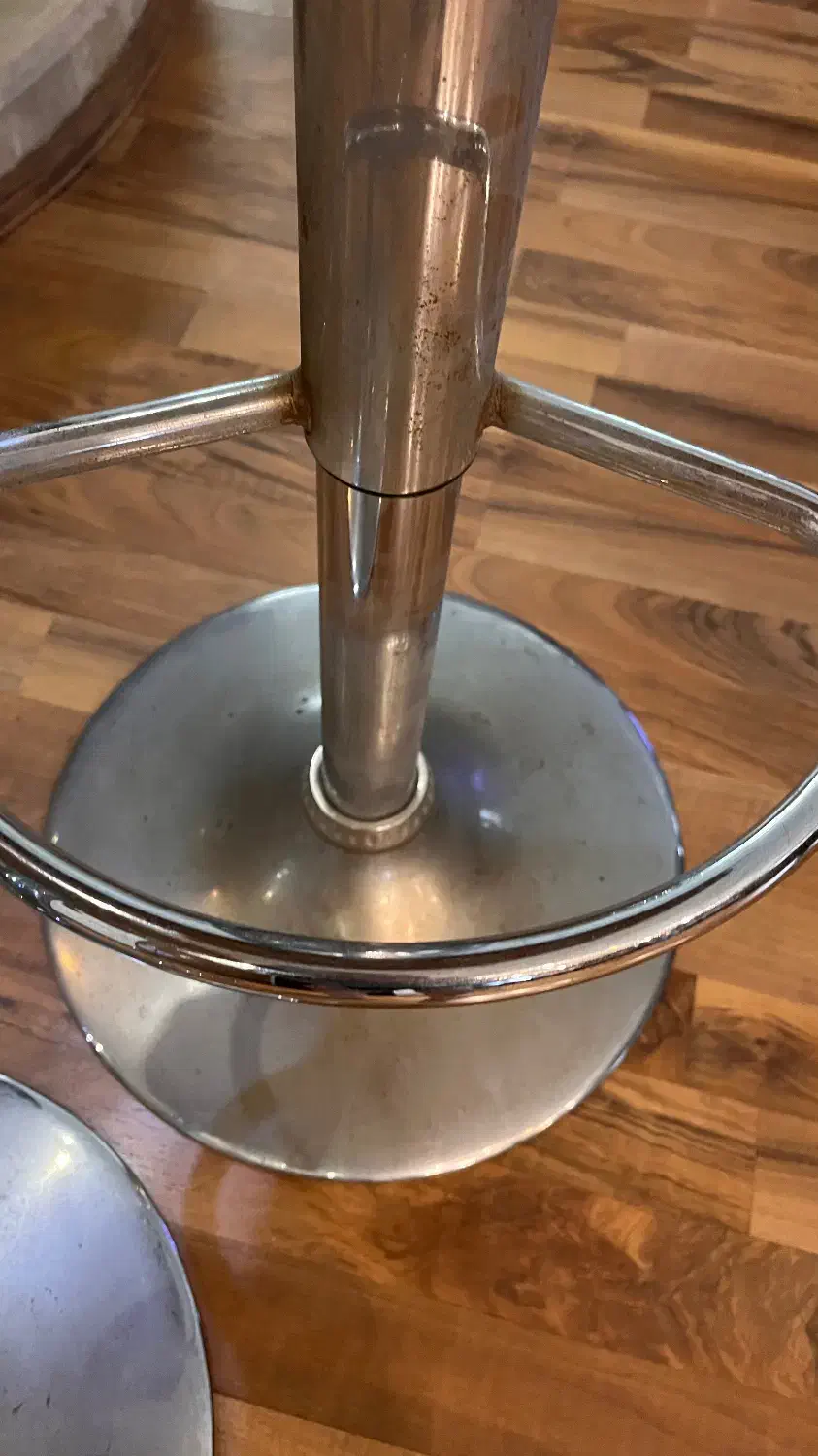 صندلی|صندلی و نیمکت|رشت, گلسار|دیوار