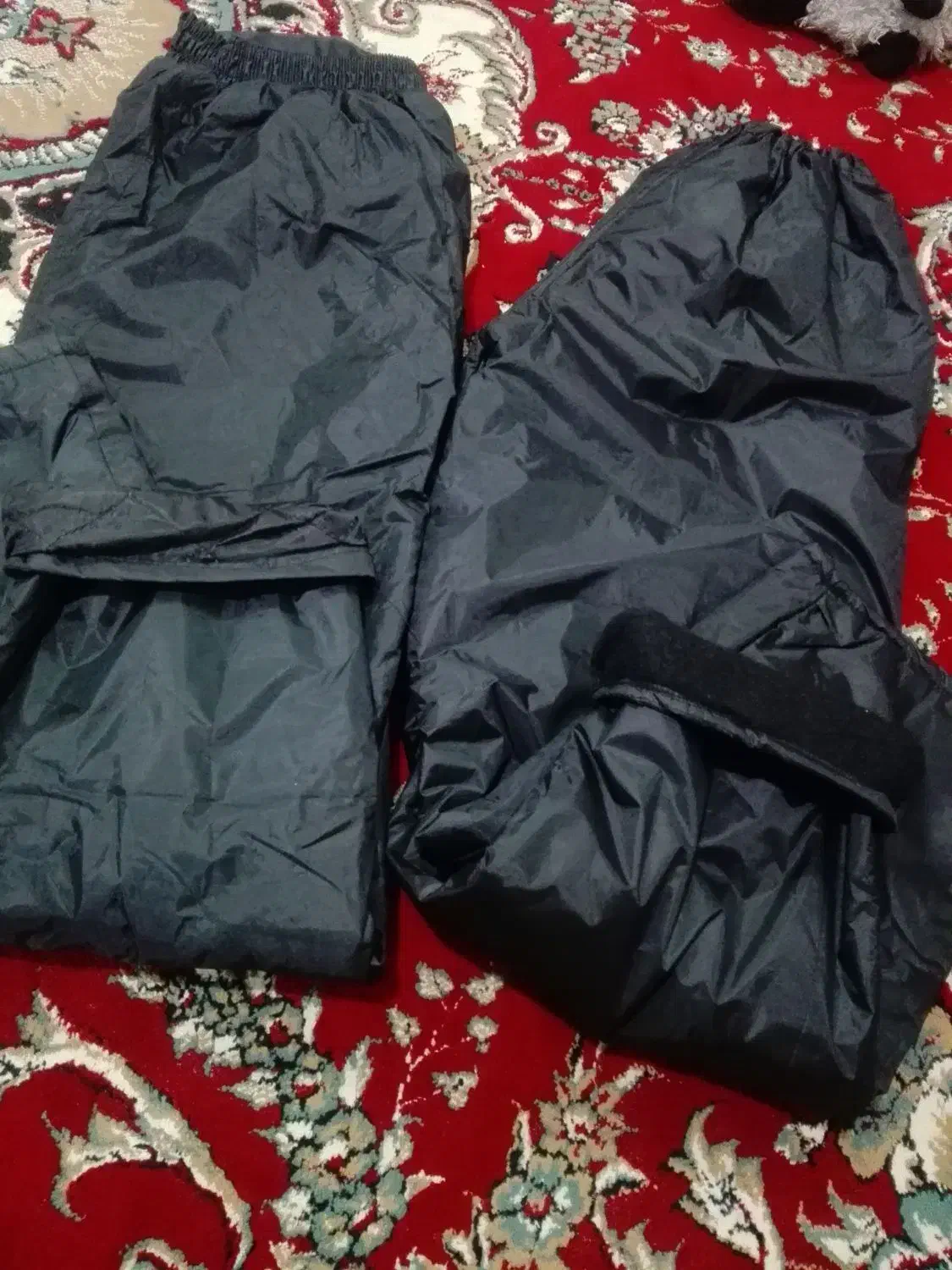 شلوار بادگیر یگ جفت|لباس|میانه, |دیوار