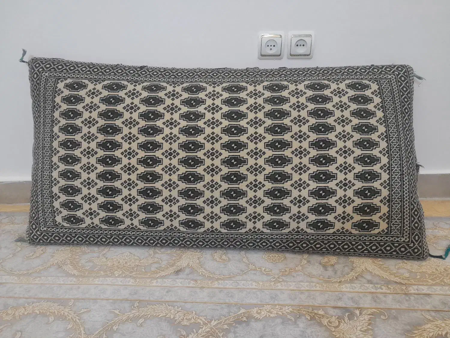 پشتی|پشتی|محمدشهر, سیدآباد|دیوار