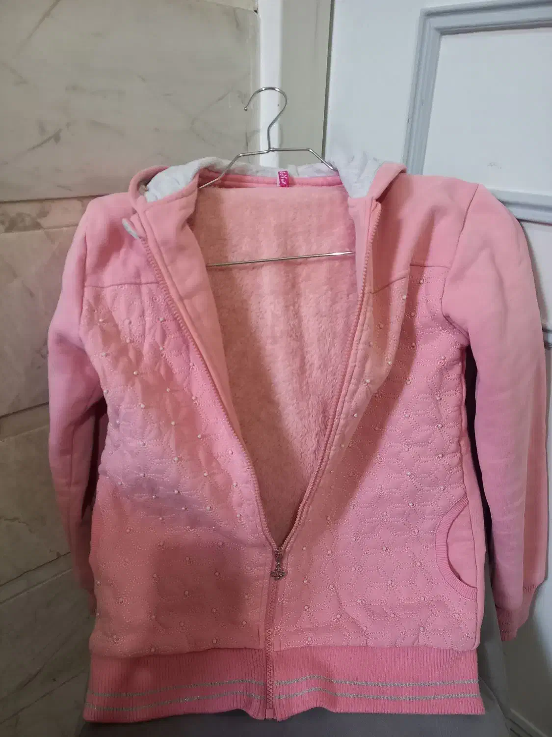 لباس بچگانه|کفش و لباس بچه|قم, انسجام|دیوار