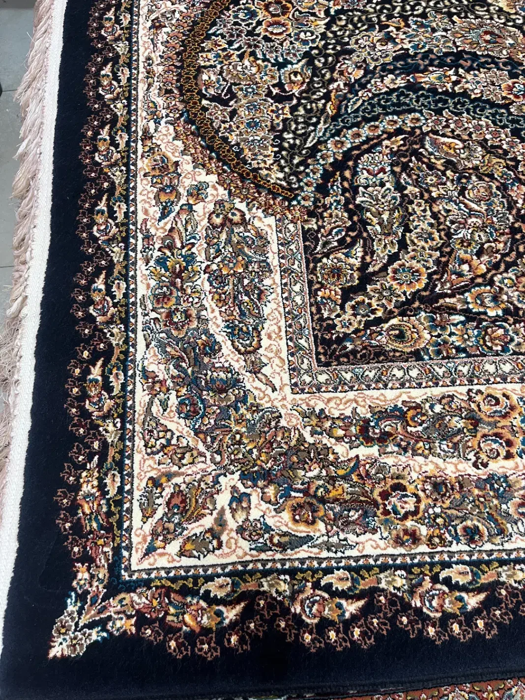 یک جفت فرش ۶متری ۷۰۰شانه اصل درحد نو|فرش|خوی, |دیوار