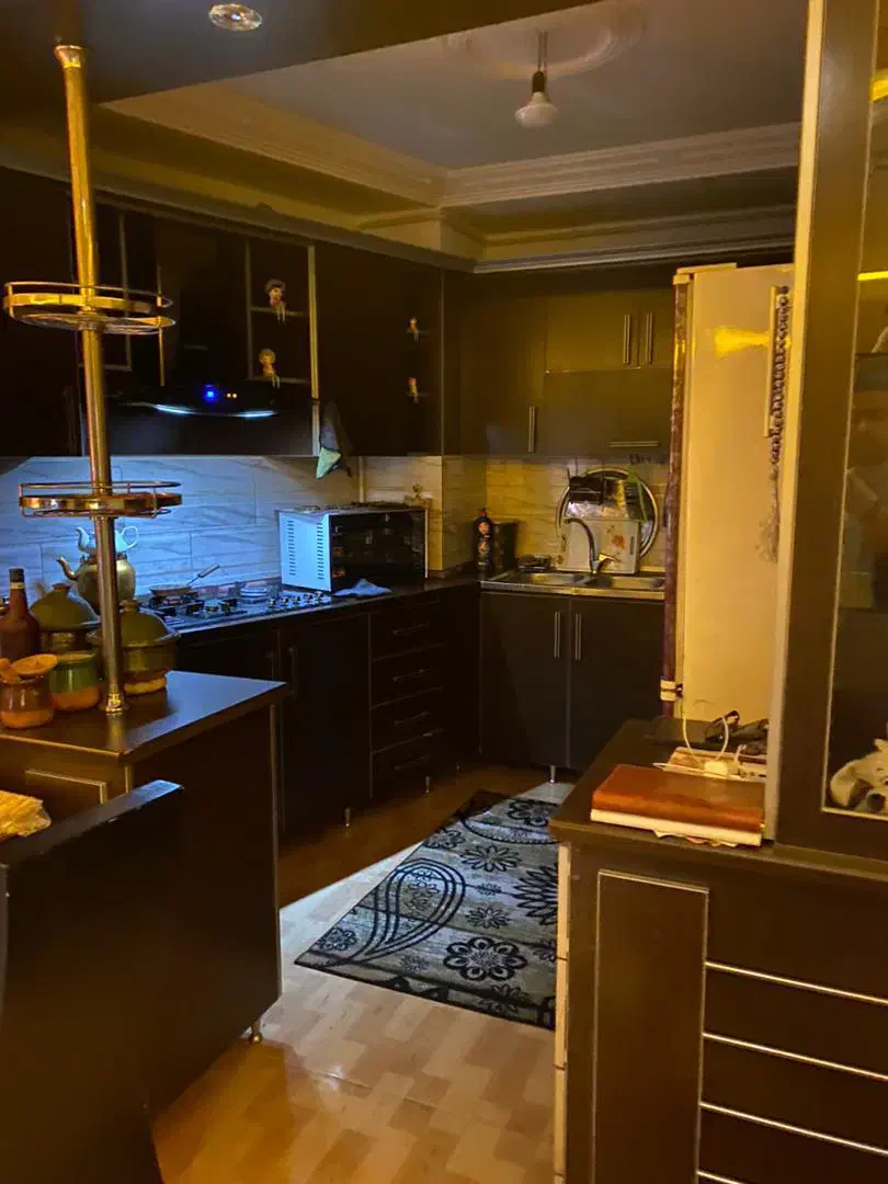 اپارتمان تک واحدی ۱۰۰ متری معاوضه باخودرو زمین|فروش آپارتمان|رشت, حمیدیان|دیوار