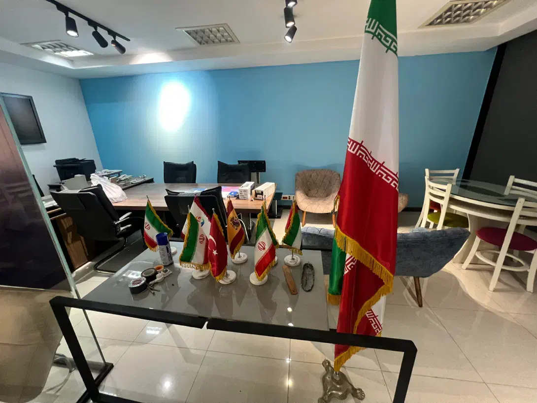 پرچم ایران و چند کشور|کلکسیون و سرگرمی|کیش, |دیوار