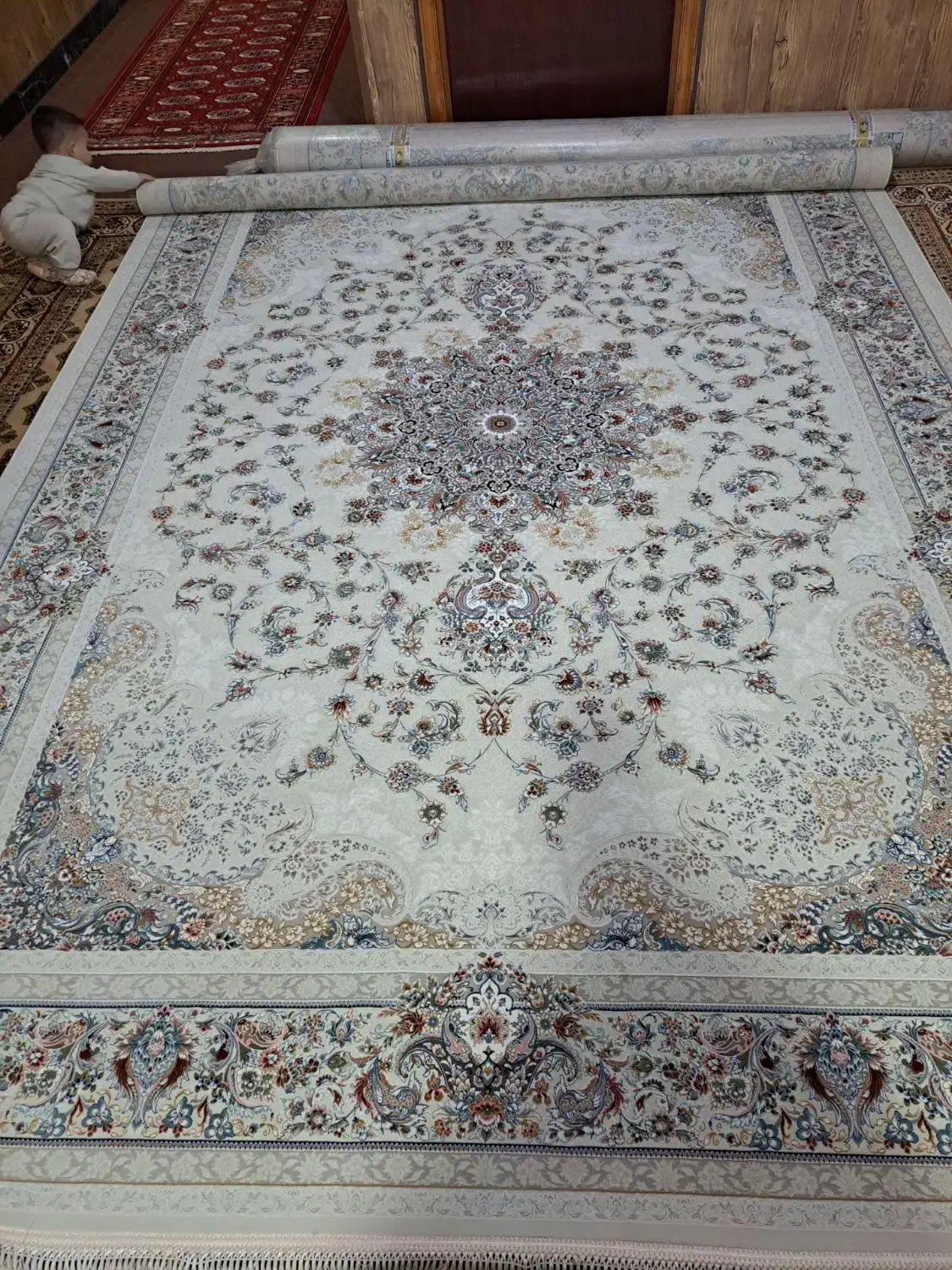 قالی سلیمان ۱۲۰۰ شانه|فرش|آق قلا, |دیوار