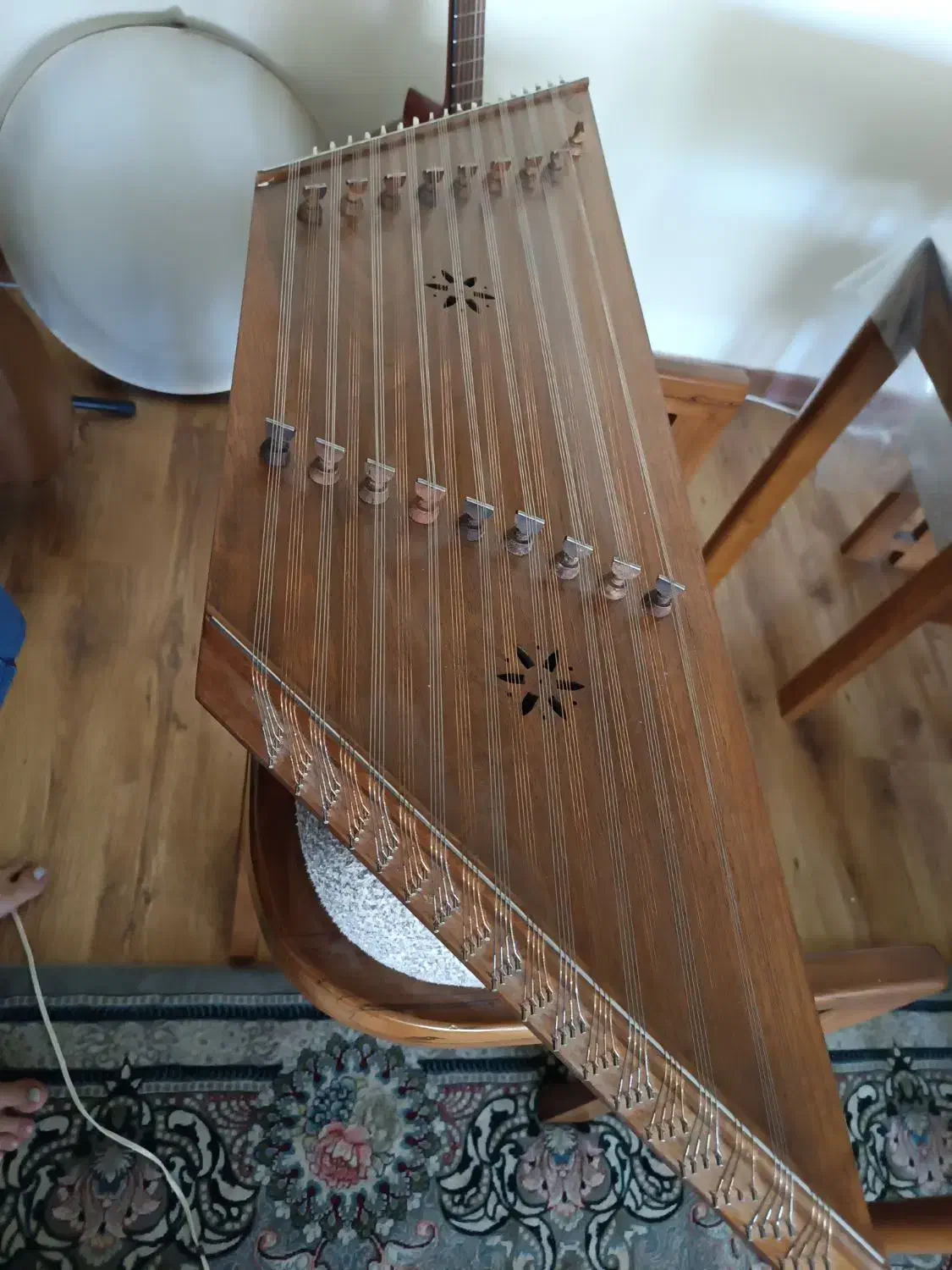 سنتور|سازهای سنتی|بجنورد, |دیوار