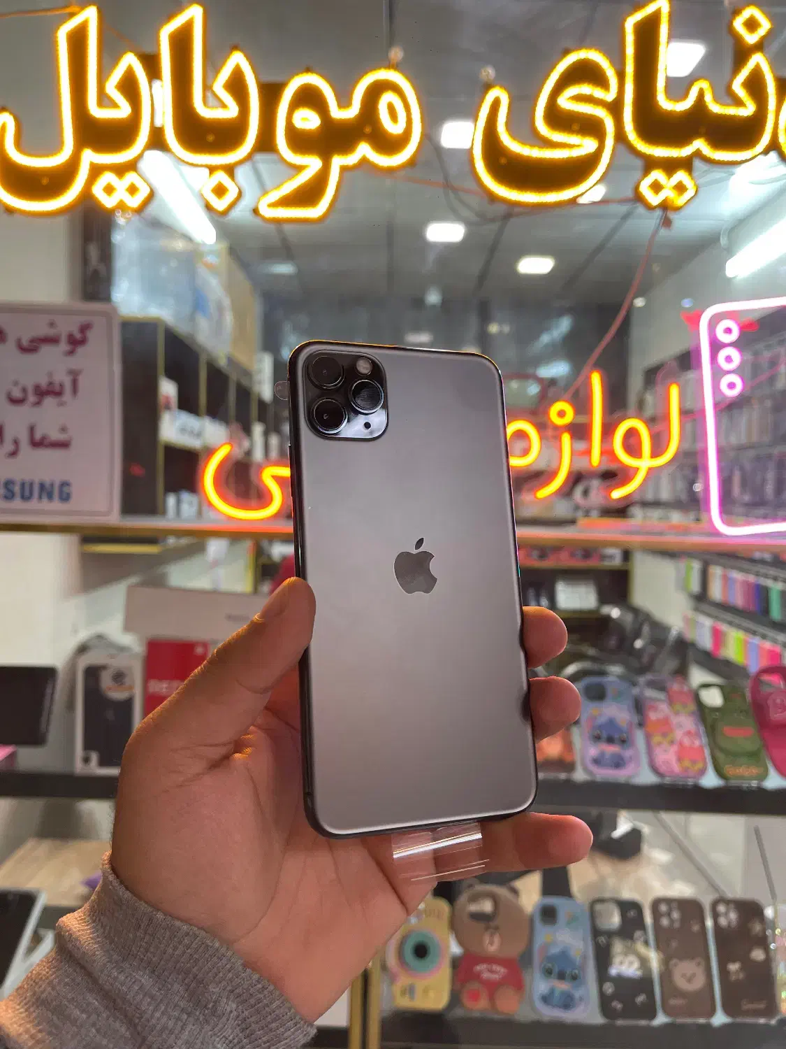 11promax درحد نو باتری 84% فابریک|موبایل|زنجان, |دیوار