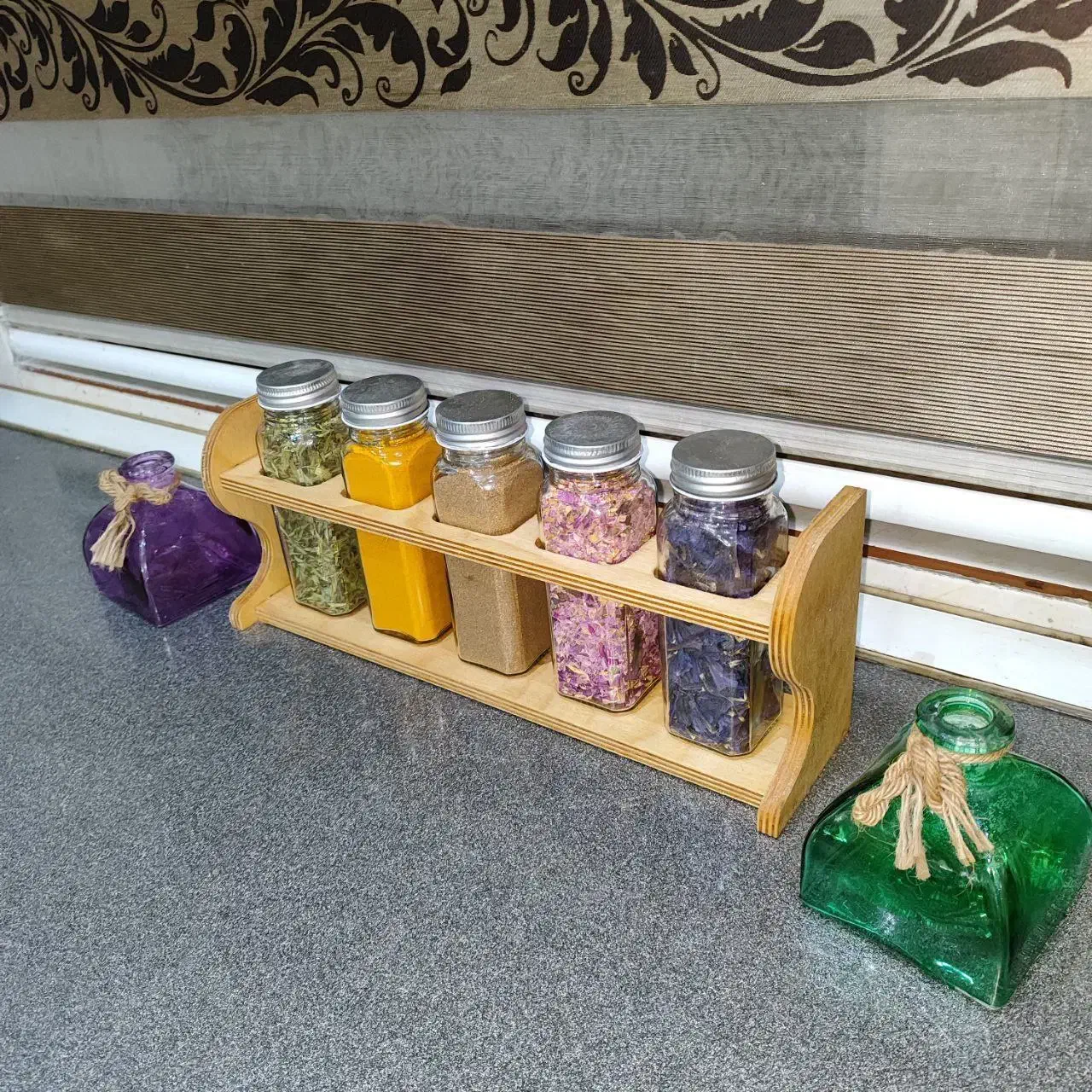 استند ادویه|آب‌چکان و نظم‌دهنده ظروف|تبریز, |دیوار