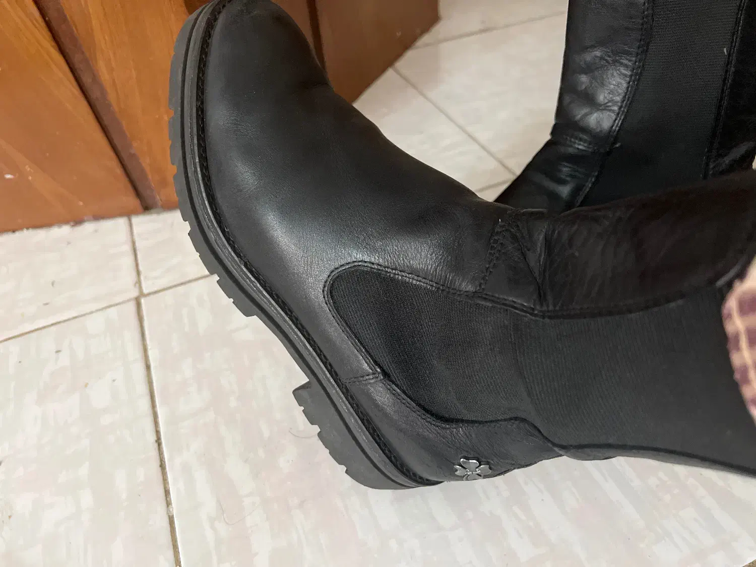 بوت|کیف، کفش، کمربند|مشهد, دانشجو|دیوار