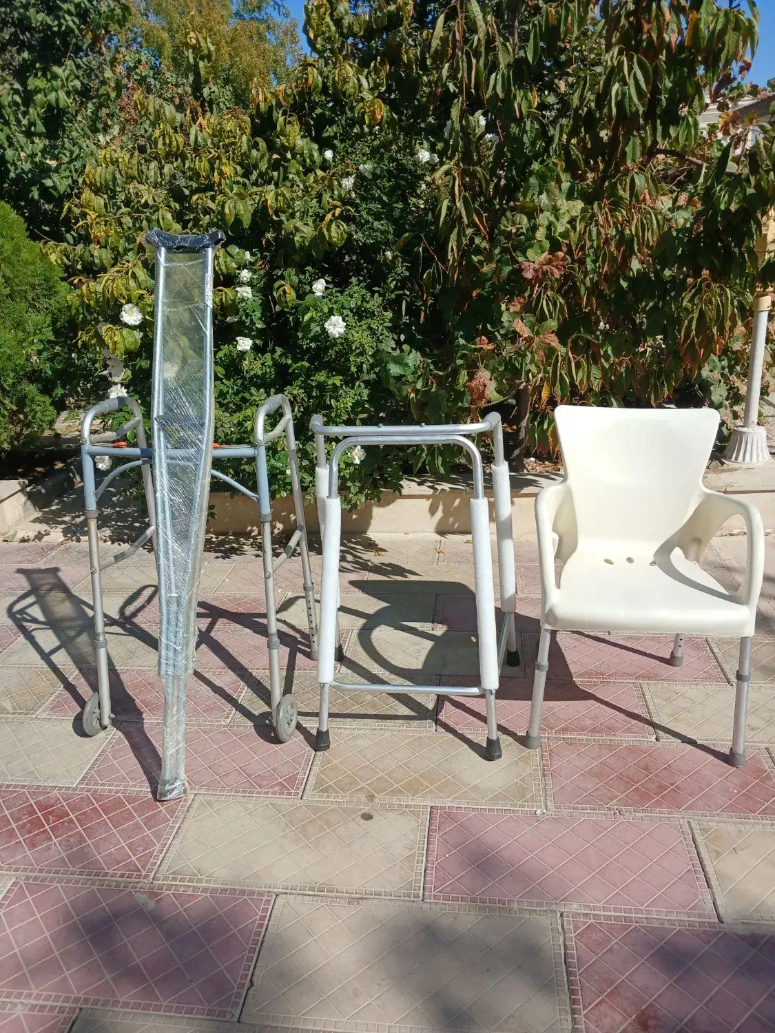 واکر چرخ دار وثابت .صندلی حمام .عصا|آرایشی، بهداشتی، درمانی|ملارد, |دیوار