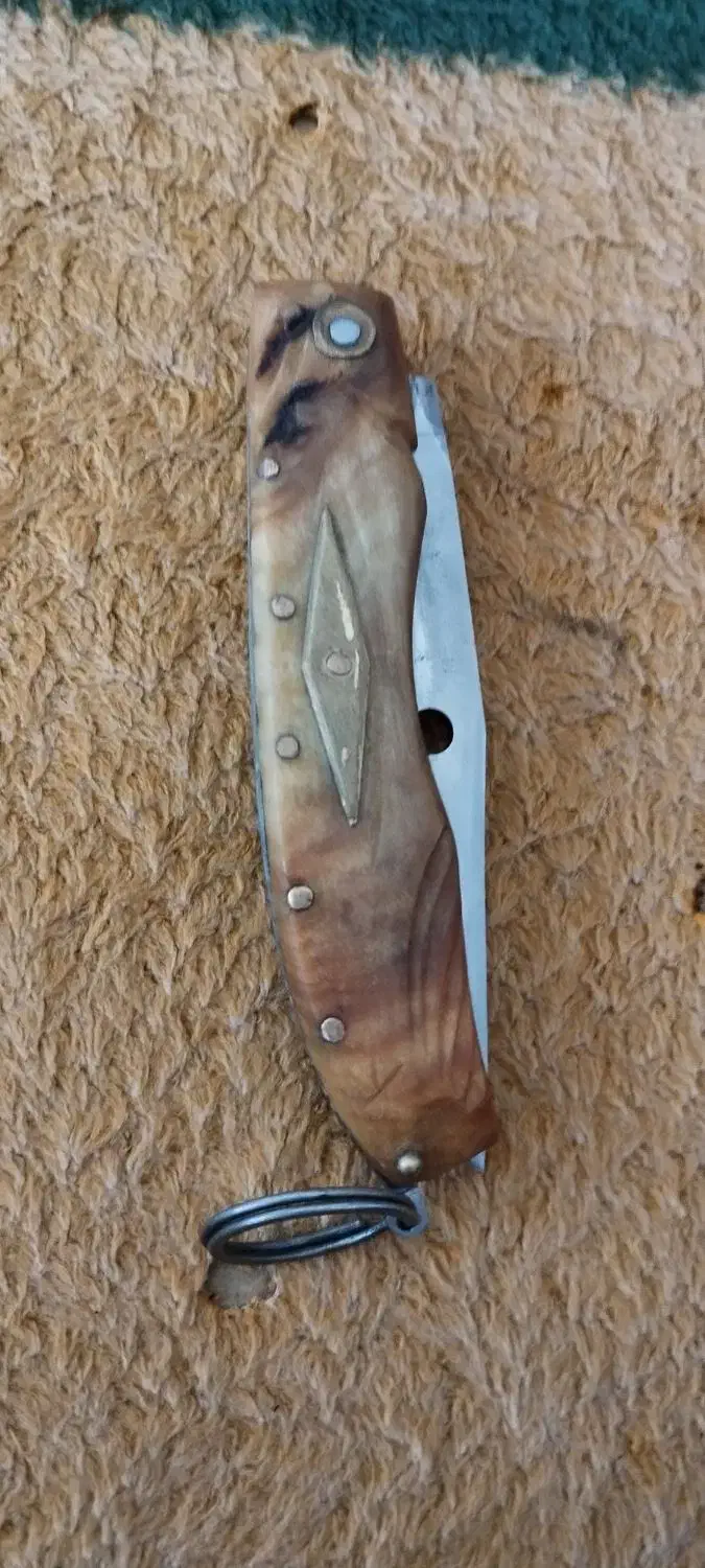 چاقو کلکسیونی|کلکسیون اشیاء عتیقه|چوار, |دیوار