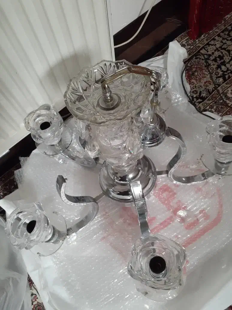 لوستر در حد نو|لوستر و چراغ آویز|قم, سراجه (۱۵ خرداد)|دیوار