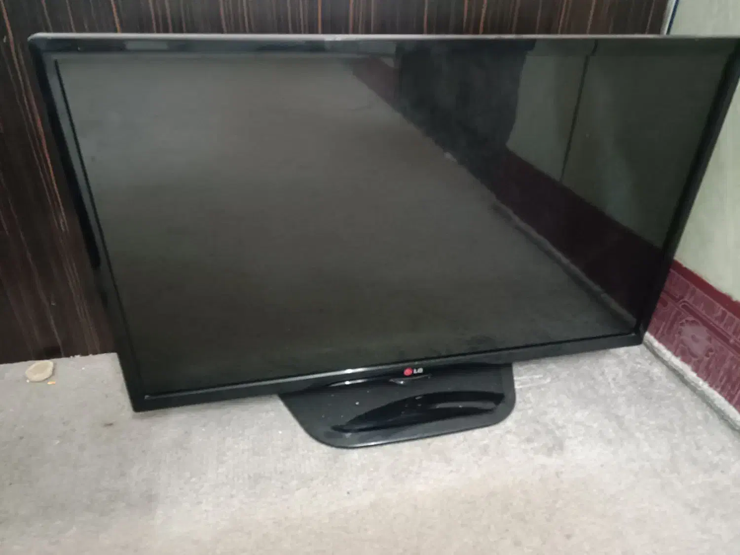 تلفزیون LG سایز 32 و 40|تلویزیون و پروژکتور|بندر امام خمینی, |دیوار