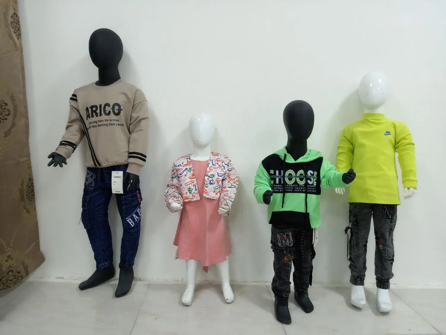 مانکن|فروشگاه و مغازه|قروه, |دیوار