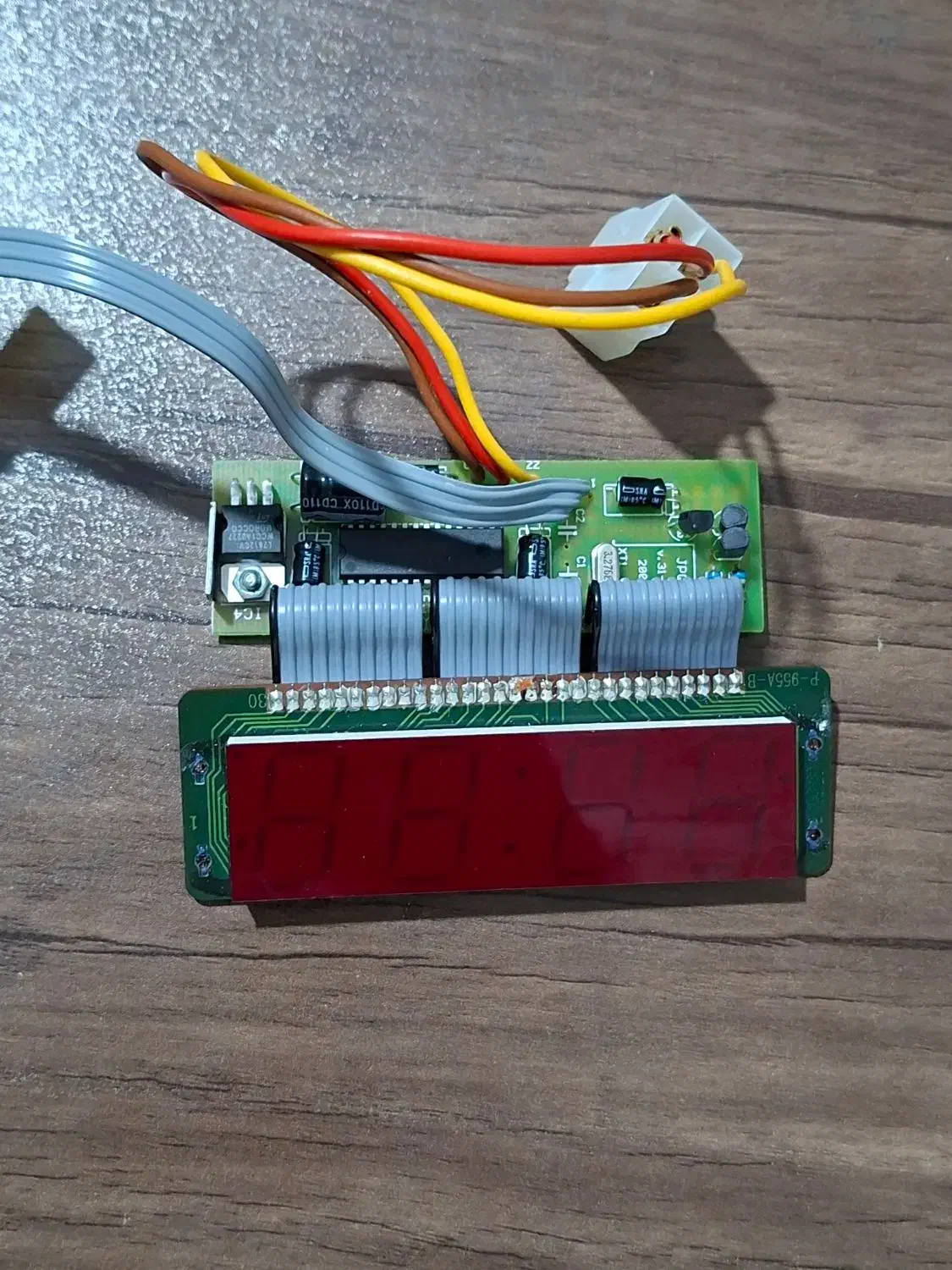 ساعت دیجیتال ۲۴ ولت ماشین سنگین و اتوبوس|قطعات یدکی و لوازم جانبی|تهران, دهقان|دیوار