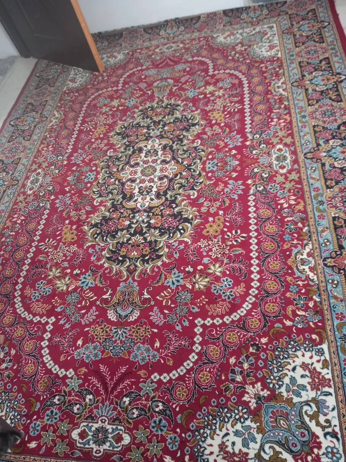 فرش ۹ مترس سالم و یک عدد تابلو|فرش|اسلام‌‌آباد غرب, |دیوار