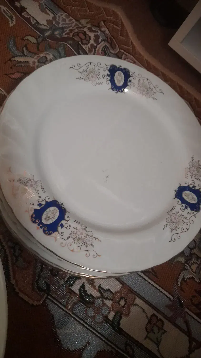 بشقاب چینی|ظروف سرو و پذیرایی|خرم‌آباد, |دیوار