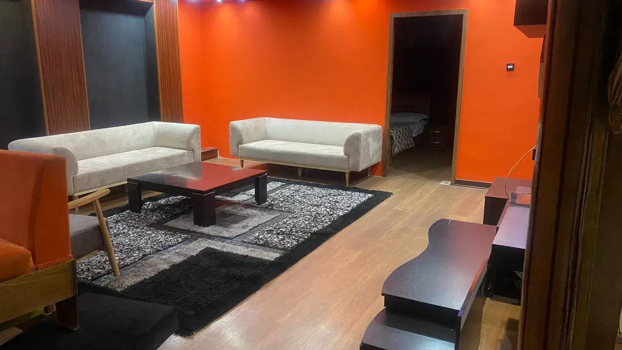 آپارتمان مبله شیخ صدوق|اجارهٔ کوتاه‌مدت آپارتمان و سوئیت|اصفهان, مسجد مصلی|دیوار